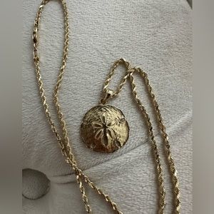 14k Solid Yellow Gold 2mm Rope Chain with Sand Dollar Pendant Charm